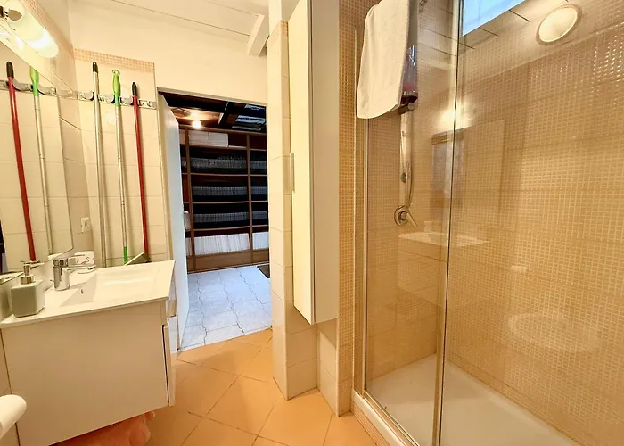 L'atelier - Mostra Sospesa Lägenhet